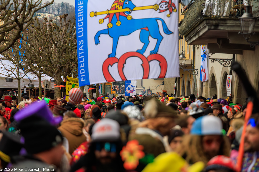 Luzerner Fasnacht 2025; Samschtig