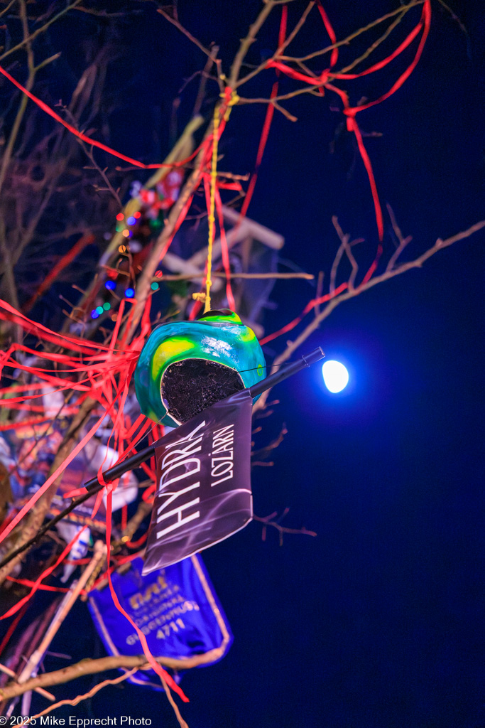 Guuggerbaum Fällen; Luzerner Fasnacht 2025